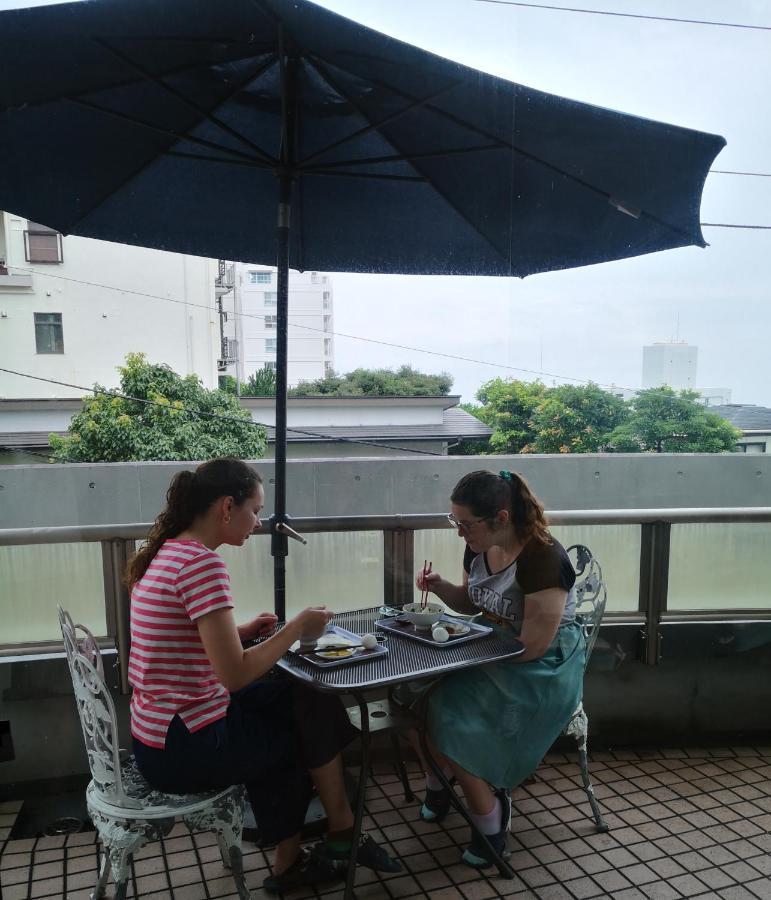 Atami Onsen Guest House Megumi Eksteriør billede