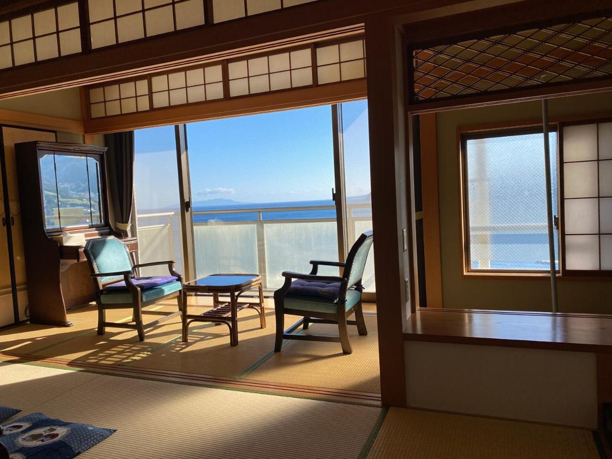 Atami Onsen Guest House Megumi Eksteriør billede