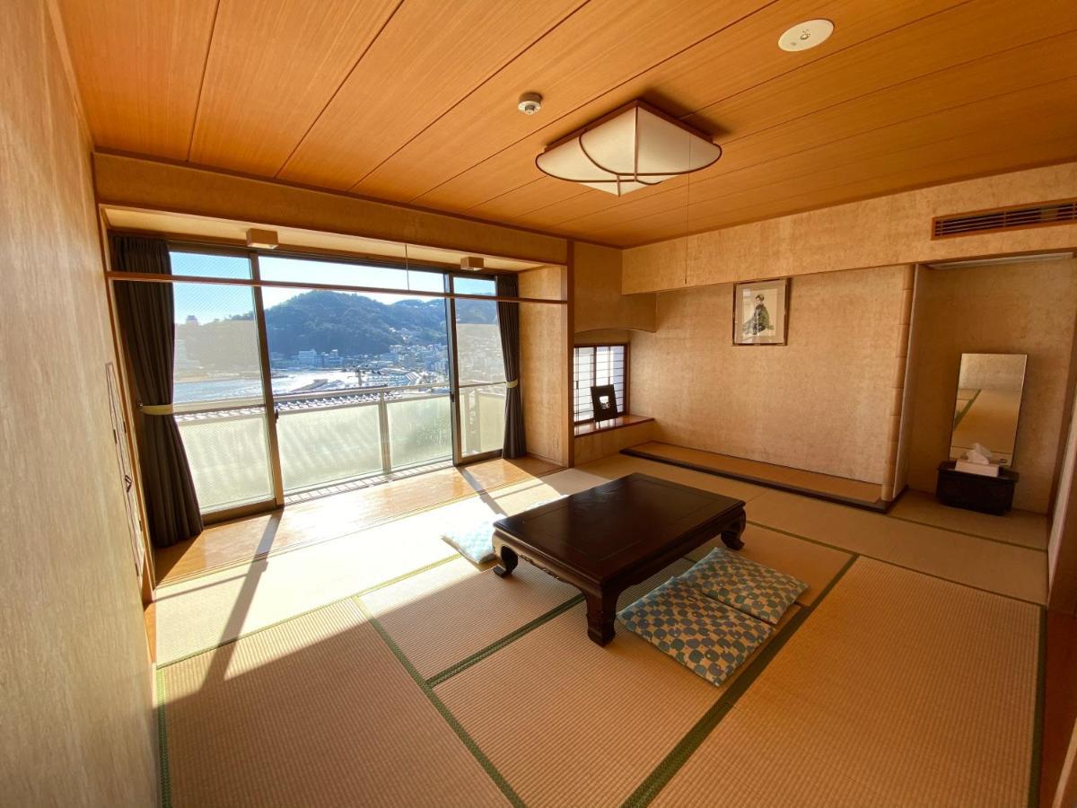 Atami Onsen Guest House Megumi Eksteriør billede